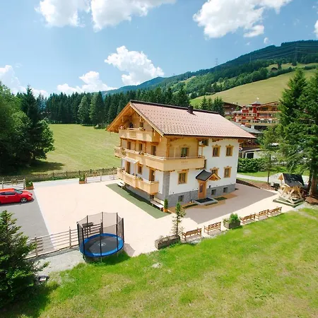 Schoenruh ホテル 4*